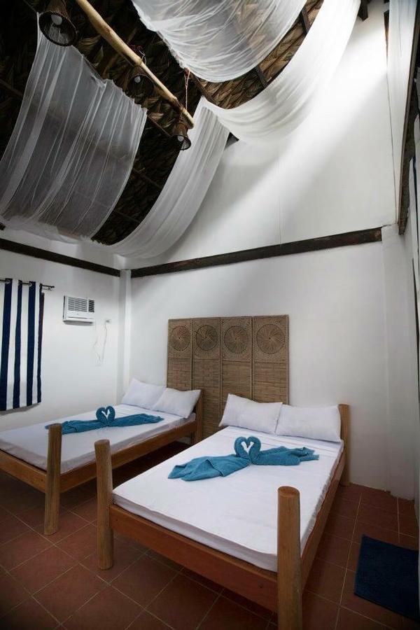 North Shore Surf Camp Hotel Baler Bagian luar foto