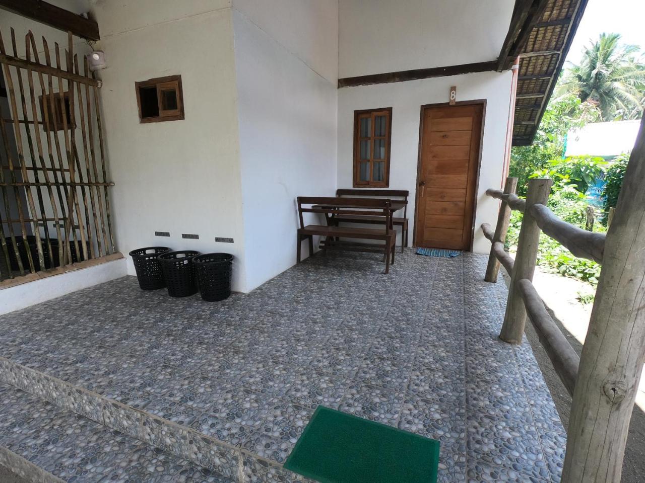 North Shore Surf Camp Hotel Baler Bagian luar foto